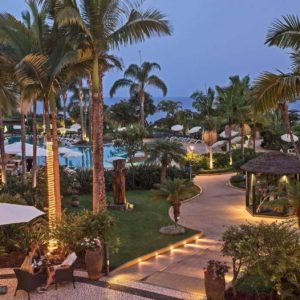 sinead kennedy wellnes holidays travel expert
